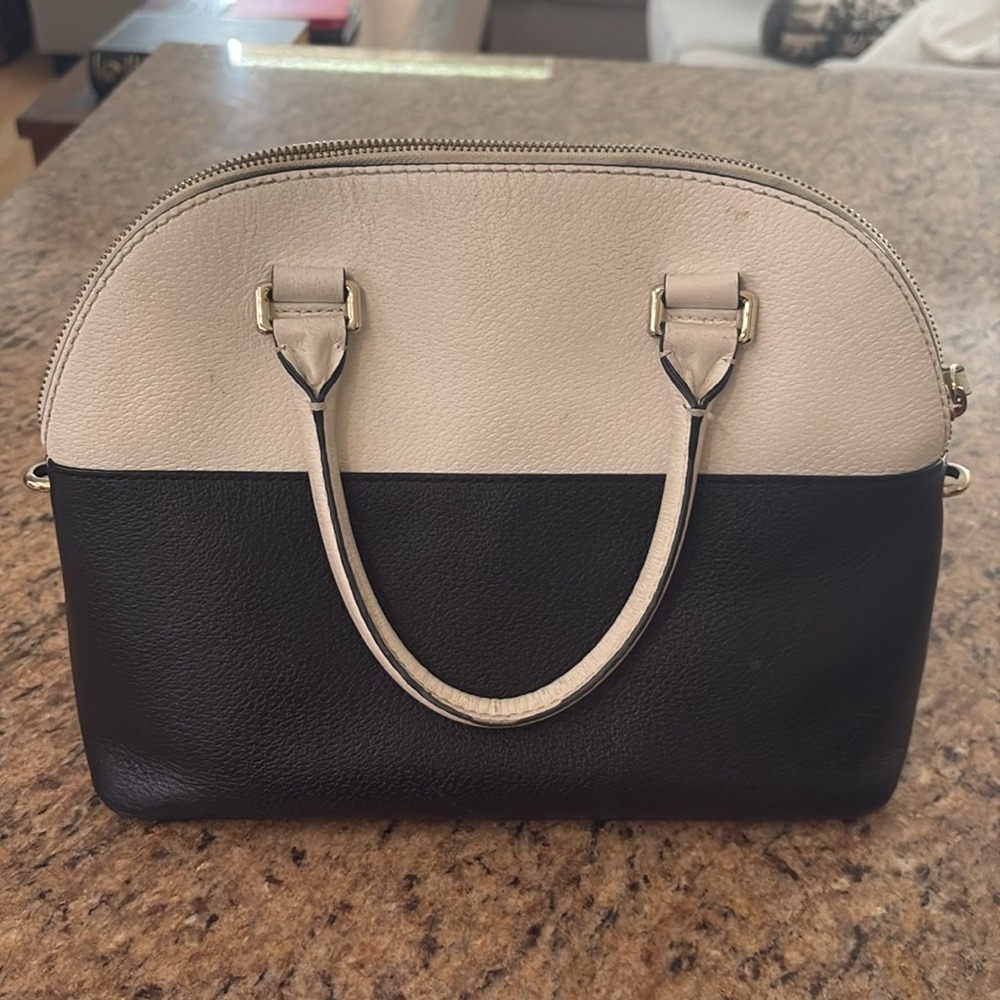 Kate Spade Purse - Picture 2 of 5